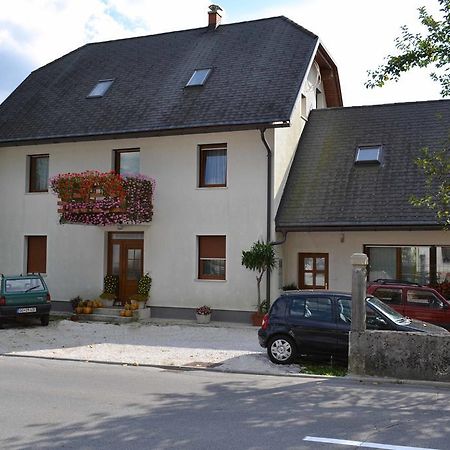 Apartmaji Pri Ticelnu Bovec Exterior foto
